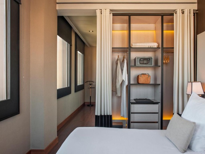 Grand Hotel Central photo 10
