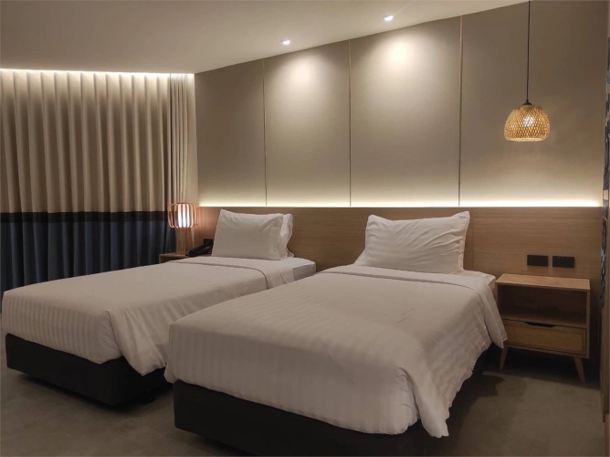 Deluxe Twin room with balcony
