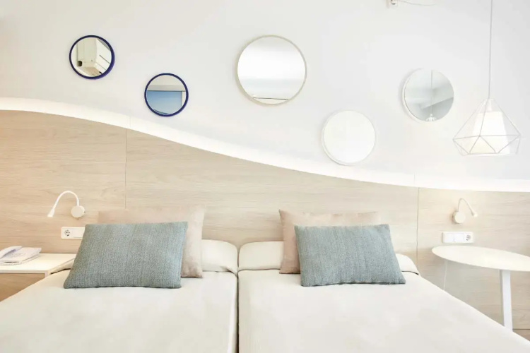 Universal Aparthotel Don Camilo