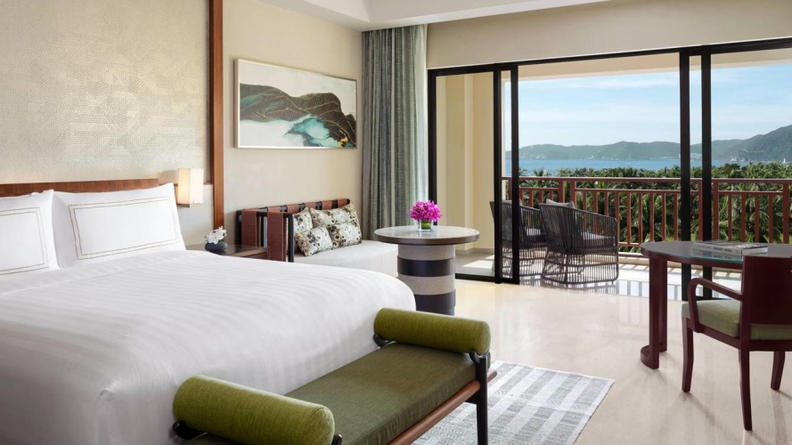 Double Club room with ocean view