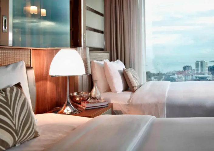 Deluxe Twin room with city view