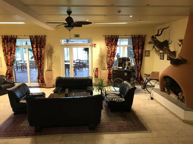 African Safari Lodge