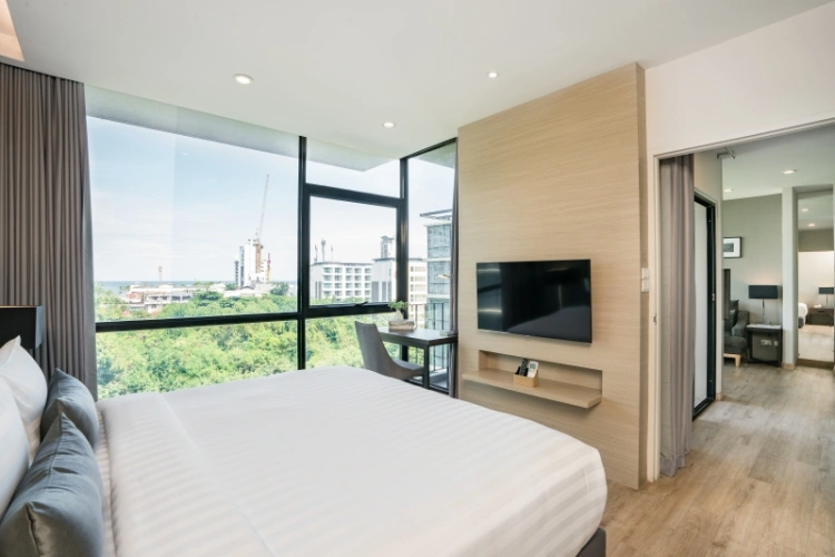 Grand with Kitchenette Double Suite
