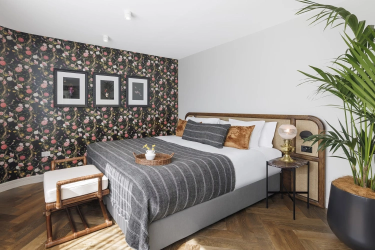The Lizzy Double Suite