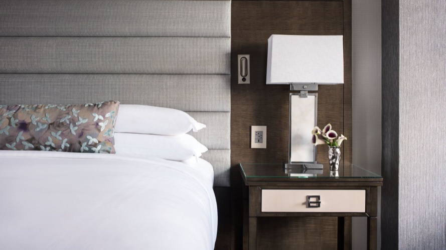 Corner Larger Double Guestroom