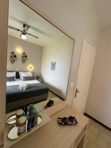 Nikos Apartments