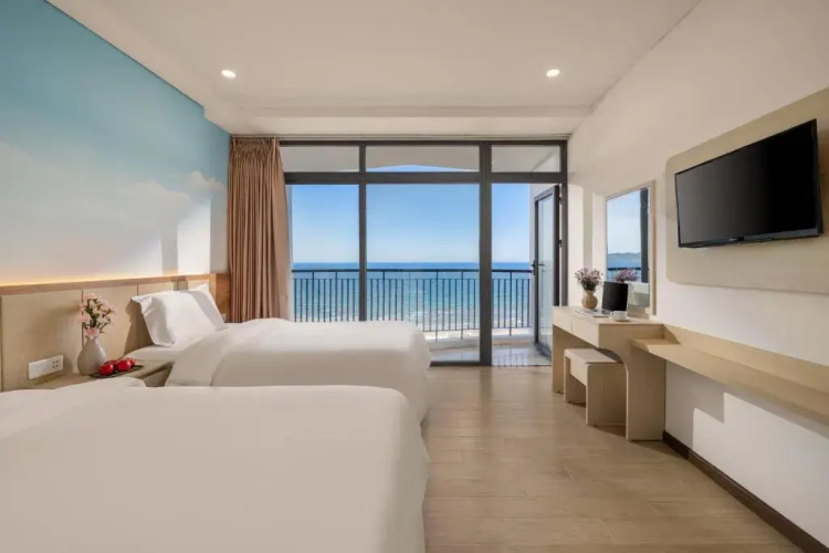 Lunar Hotel Danang