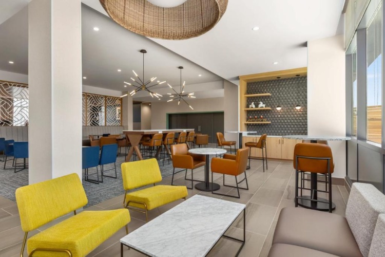 Hampton Inn & Suites San Mateo-San Francisco Airport photo 15