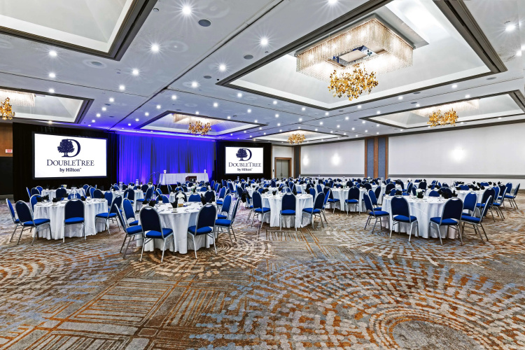 DoubleTree by Hilton Hotel Tulsa - Warren Place photo 50