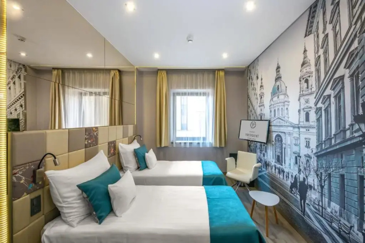 Hotel President