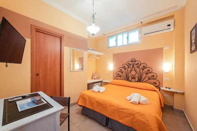 Basic Double room