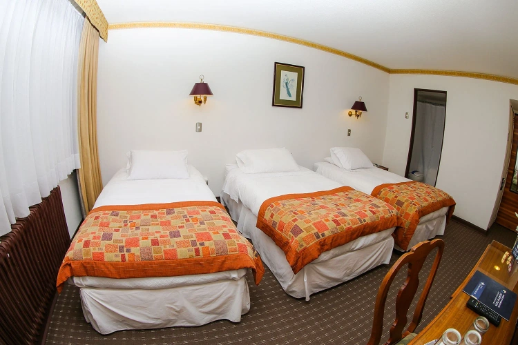 Triple room