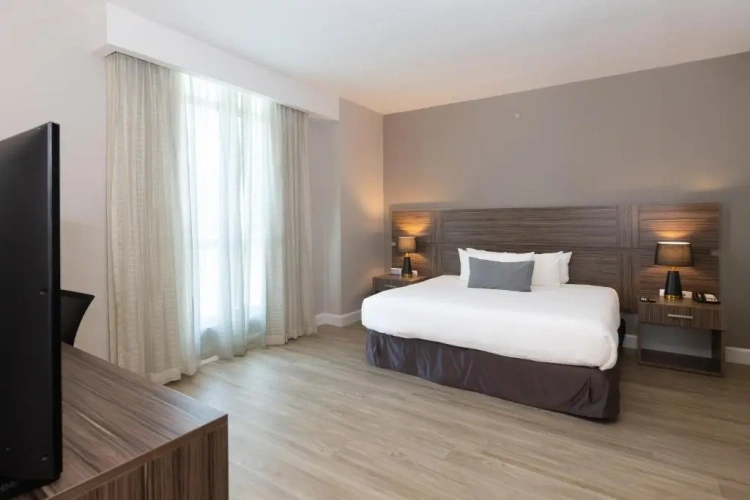 Guest rooms