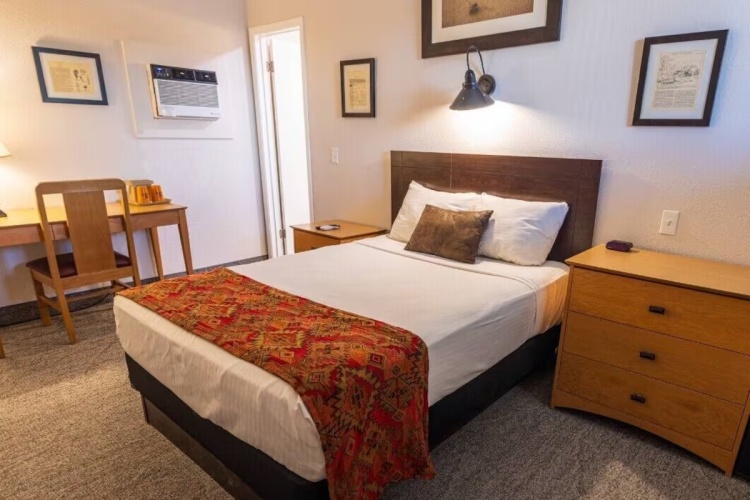 Double Suite