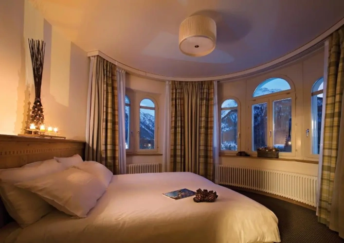 Executive with SPA Access Suite with panoramic view