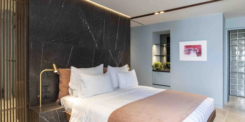 Penthouse Suite