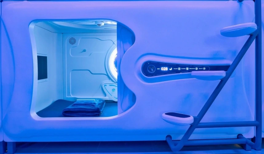 Capsule
