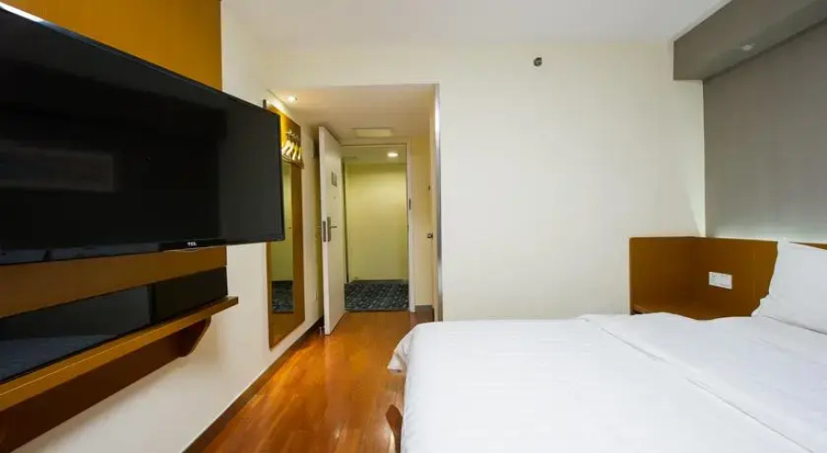 7 Days Inn Olympic CBD