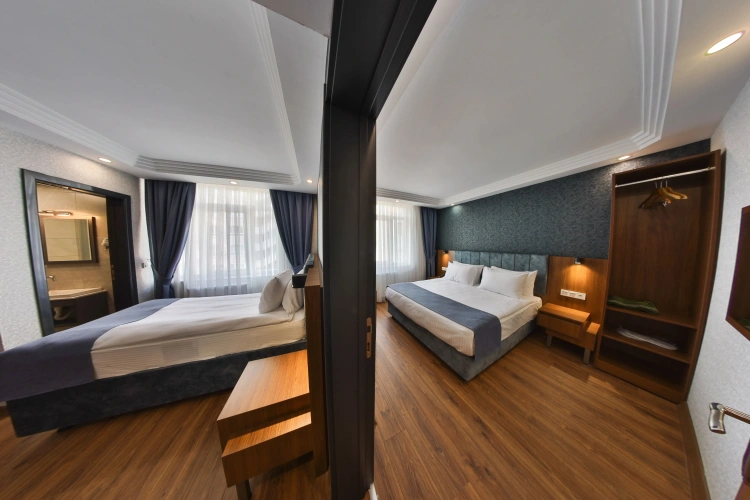 Triple Suite