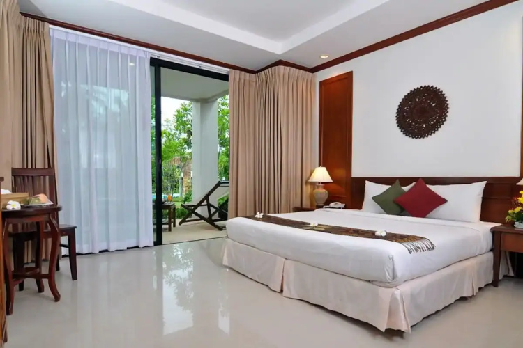 Superior room