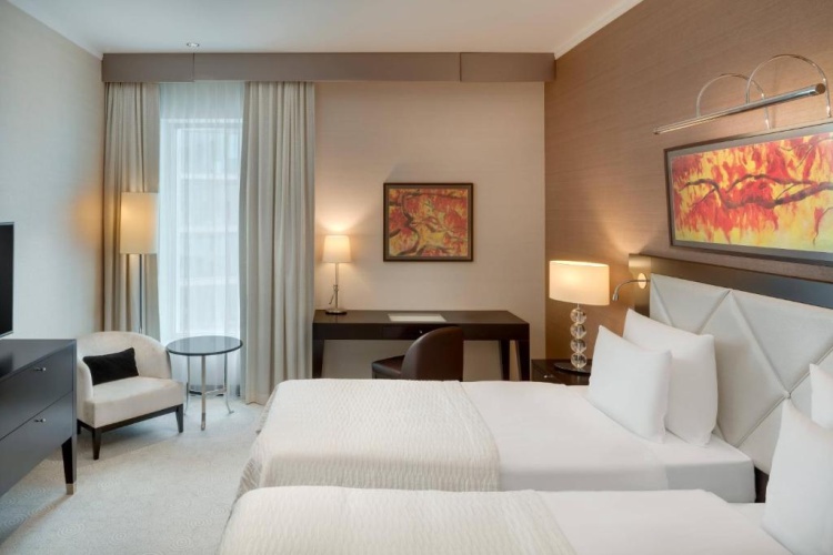 Deluxe Twin Suite
