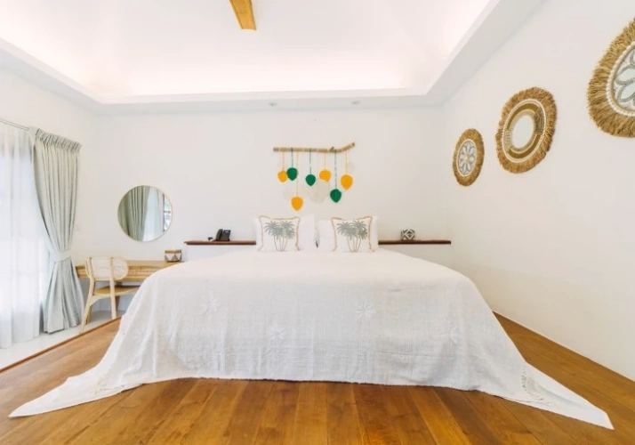 Double Tropical Suite Partial Seaview