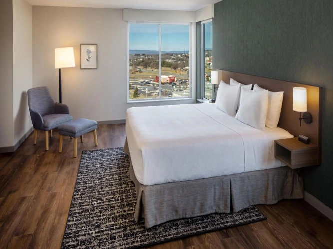 Double Suite