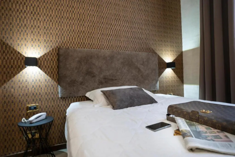 Astor photo 15