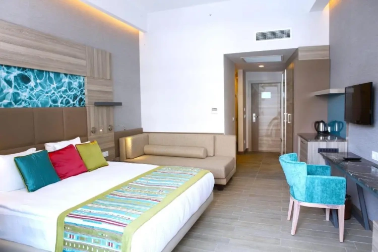 Harmony Second Floor Swim Up Double room