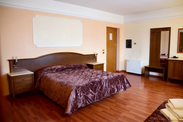 Classic Quadruple room