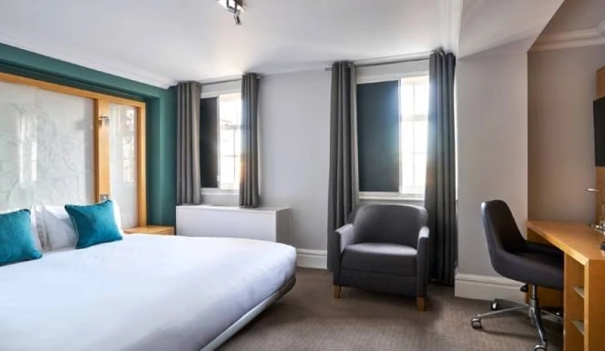 Deluxe Double room
