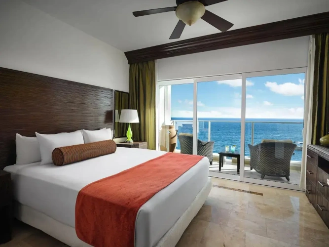 1 Bedroom Deluxe Double Villa with ocean view
