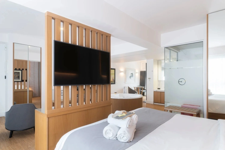 Deluxe Double Suite Acropolis view