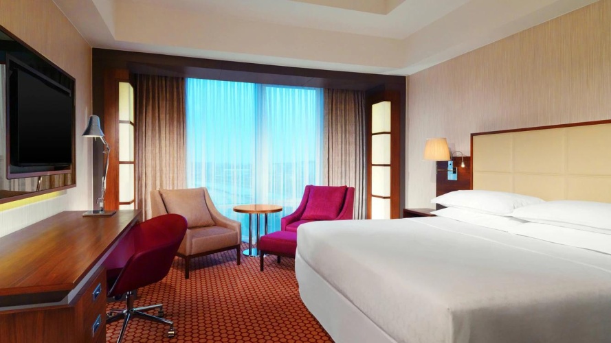 Classic Double room with city view