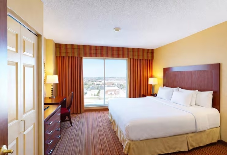 Accessible Double Suite