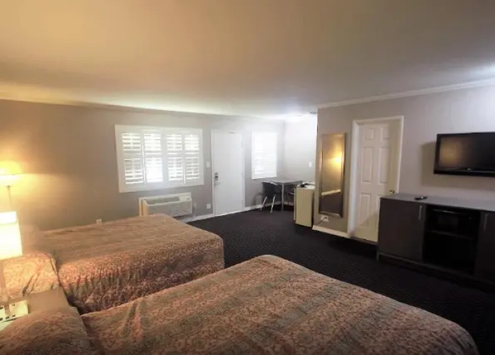 Twin room