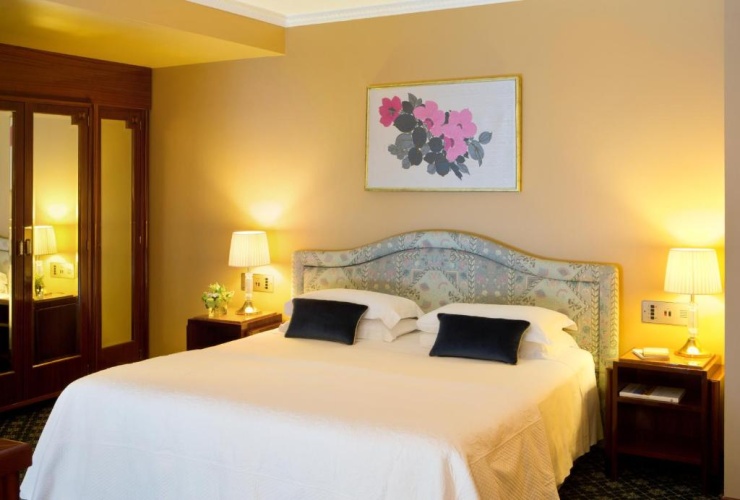 Double Suite