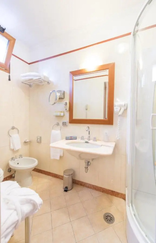 Diana Park Hotel photo 18