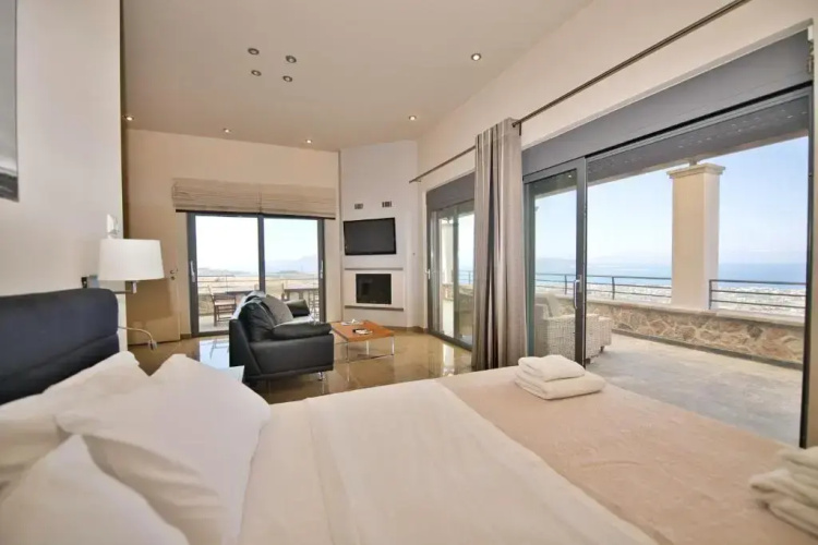 Marini Luxury Apartments and Suites