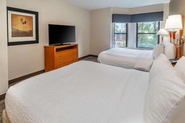 1 Bedroom With kitchen Twin Suite