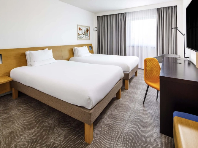 Superior Twin room