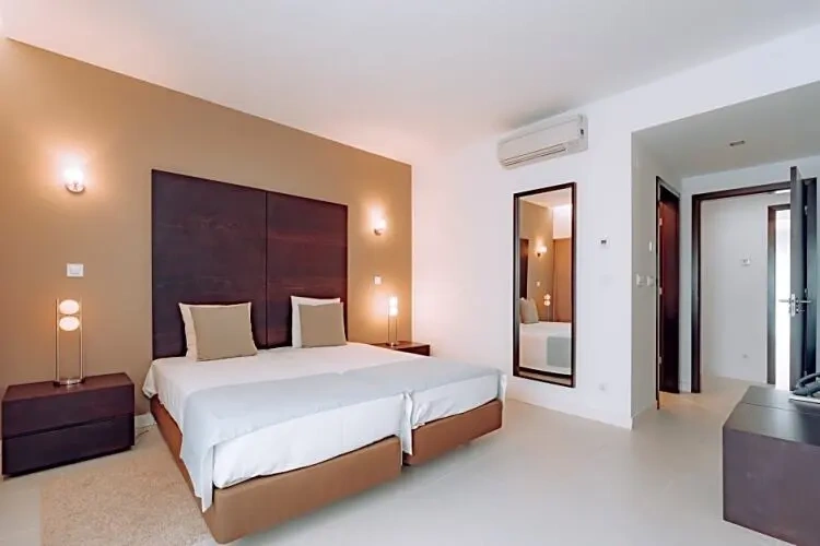 3 Bedrooms Standard Roof Terrace Apartment