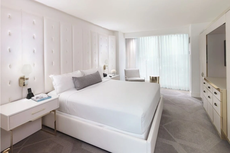 W Premier Accessible Double Suite