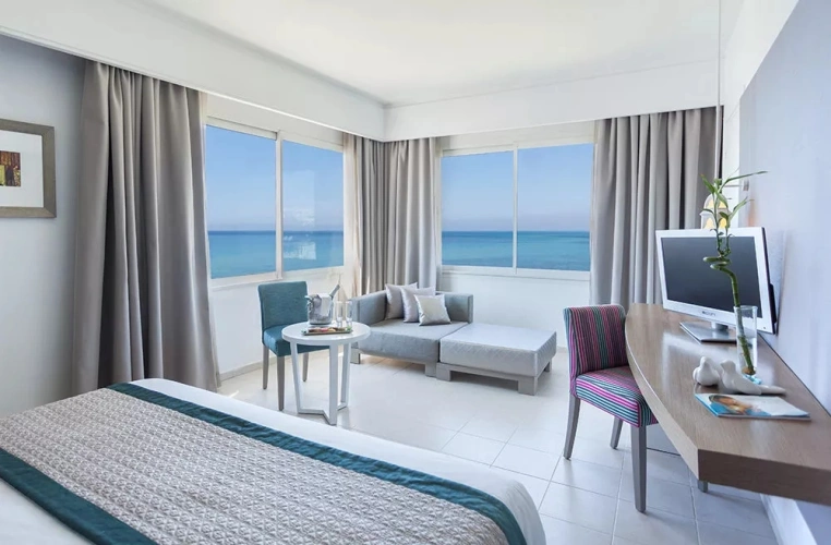 2 Bedrooms Suite