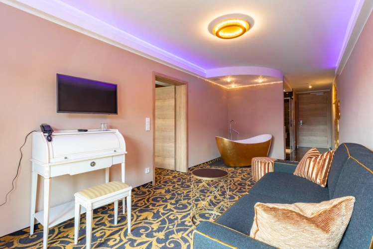 Tower Goldsteig Double Suite