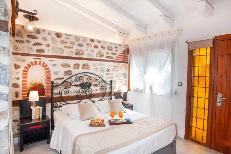 Private Pool Maisonette