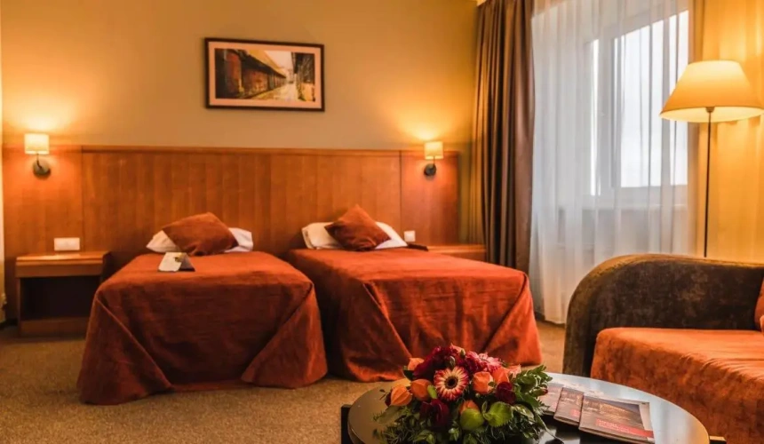 Classic Quadruple room
