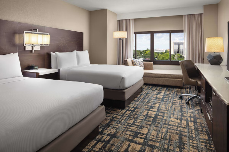 Hilton Orlando Lake Buena Vista - Disney Springs Area photo 9