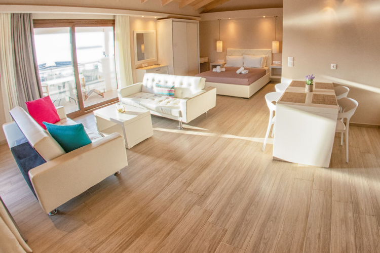 Deluxe Double Suite
