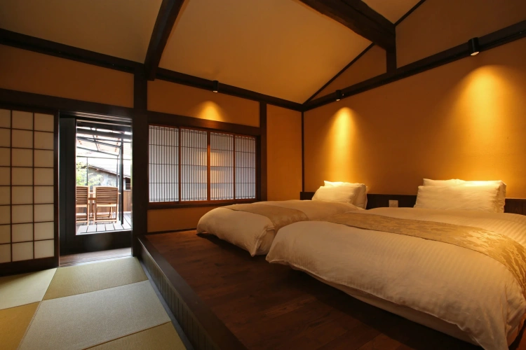 Iori Tenman Twin House